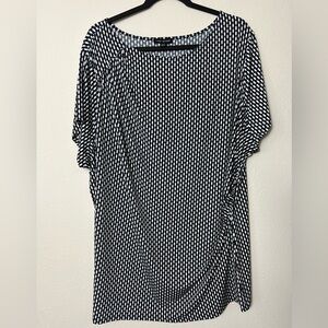 Lane Bryant Black white short sleeve top size 26/28 NWT